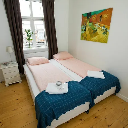 Central Guesthouse Reykjavik Guest house 2*